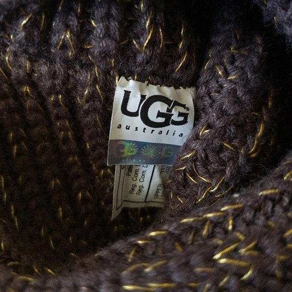 UGG Classic Cardy Convertible Wool Gold Trim Boots - Picture 12 of 14